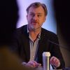 Christopher Nolan tijdens persconferentie