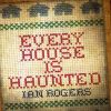 Kaft van het boek waar de film 'Every House is Haunted' op gebaseerd is.