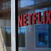 Netflix logo op ruit