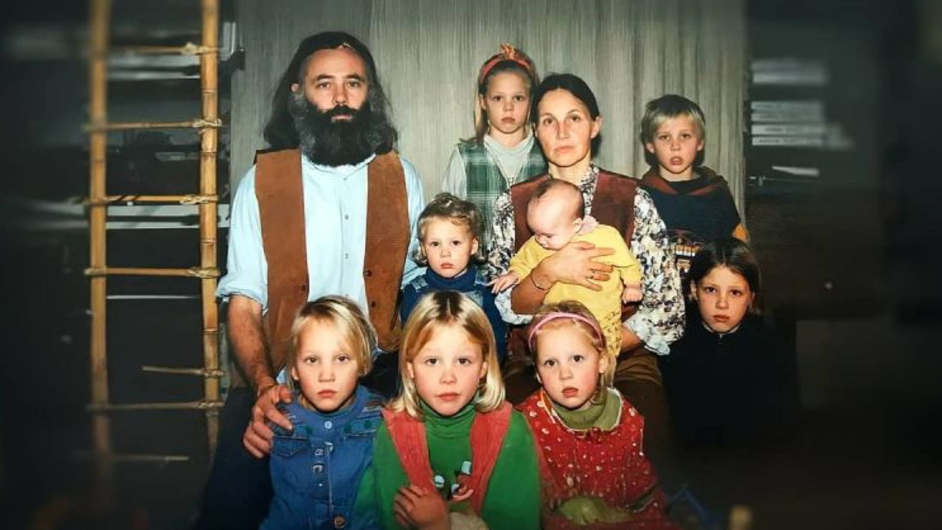 'Kind van Ruinerwold' Isreal onderzoekt sektes in nieuwe NPO-docu: 'Herkende me erin'