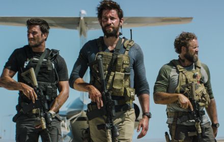 Still uit '13 Hours'