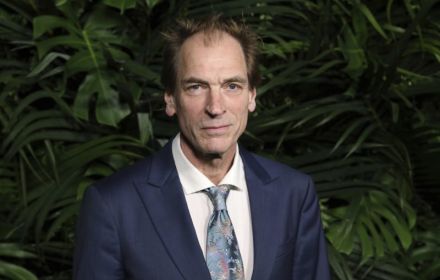 Julian Sands