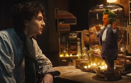 Een foto van Hugh Grant in Wonka