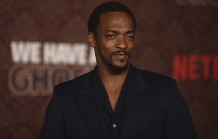 Een foto van Anthony Mackie.