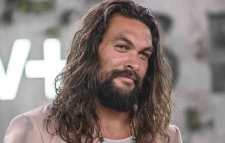 Een foto van Jason Momoa.