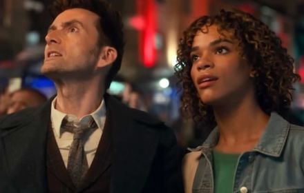 Een foto van The Doctor en Rose Noble in de Doctor Who-special