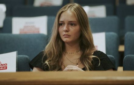 Een foto uit de Netflix-docu Take Care of Maya.