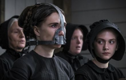 Still uit 'Brimstone'