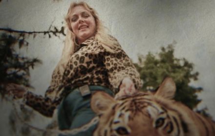 Carole Baskin met tijger