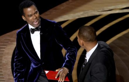 Chris Rock en Will SMith tijdens de infameuze klap bij de Oscars.