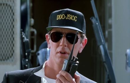 Een foto van Judge Reinhold in Beverly Hills Cop.