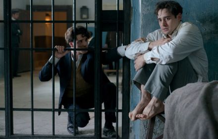 De vijf best beoordeelde Spaanstalige series op Netflix