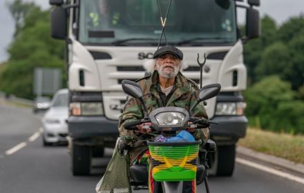 Een foto uit de trailer voor The Full Monty.