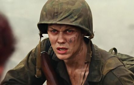 Scene uit The Devil All the Time