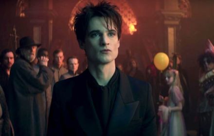 Tom Sturridge in The Sandman
