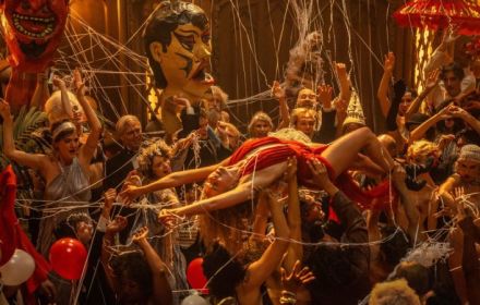 Een scene uit Babylon.