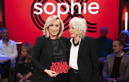 Eva Jinek en Sonja Barend