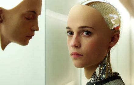 Still uit 'Ex Machina'