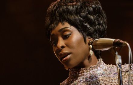 Cynthia Erivo als Aretha