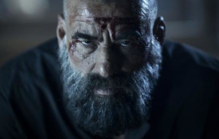 Scène uit 30 Monedas