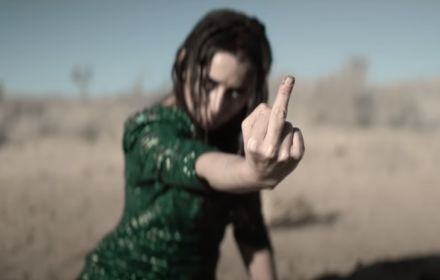 Scene uit Made for Love