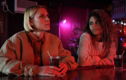 Een foto van Claire Danes en Zazie Beetz in Full Circle.