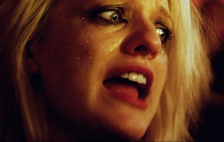 Still uit 'Her Smell'