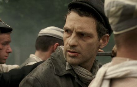 Indrukwekkende Auschwitz-film 'Saul Fia' vanavond op televisie
