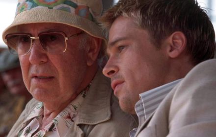 Carl Reiner en Brad Pitt in Ocean's Eleven