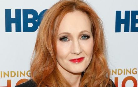 J.K. Rowling op rode loper