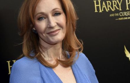 J.K. Rowling op rode loper