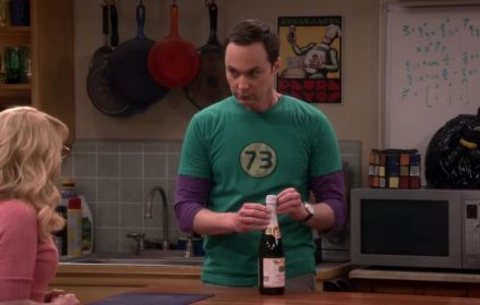 Een foto van Jim Parsons als Sheldon Cooper.