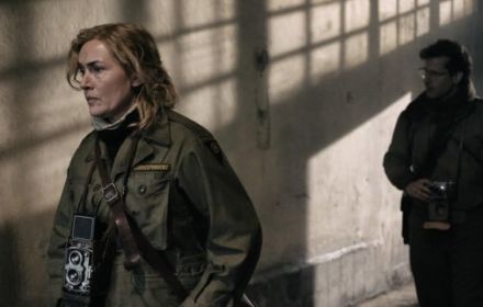 Een foto van Kate Winslet in Lee