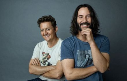 Keanu Reeves in nieuwe trailer 'Bill & Ted Face the Music'
