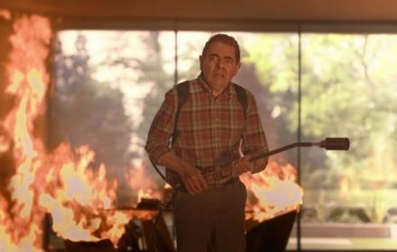 Rowan Atkinson in Man vs Bee