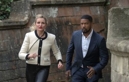 Diaz en Foxx in 'Back in Action'