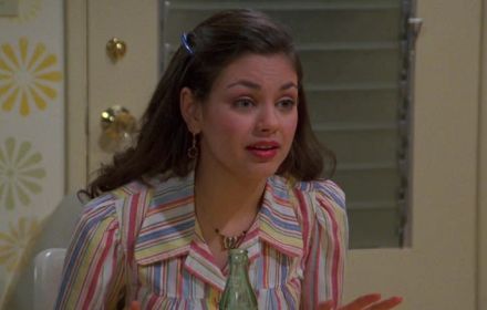 Een foto van Mila Kunis.