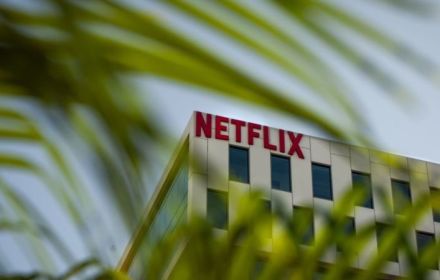 Netflix hoofdkwartier tussen de bladeren door