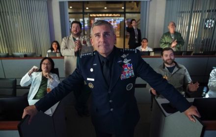 Netflix-serie 'Space Force' met Steve Carell en Lisa Kudrow krijgt releasedatum