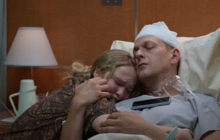 Netflix deelt trailer van sci-fi tranentrekker 'Away'