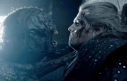 Geralt of Rivia in gevecht met een monster