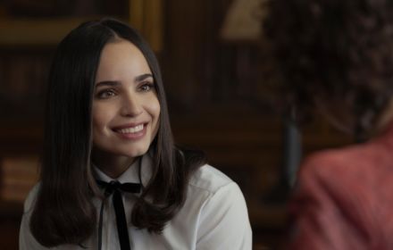 Na het wereldwijde succes van Purple Hearts en haar rollen in Carry-On en The Life List is Sofia Carson uitgegroeid tot een vertrouwd gezicht binnen het Netflix-universum. Nu keert ze terug met My Oxford Year.