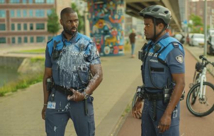 Jandino Asporaat en Werner Kolf in Bad Boa's