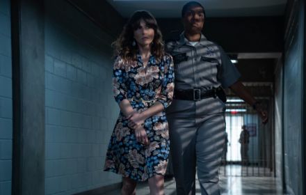 Netflix trekt na drie seizoenen ook stekker uit 'Dead to Me'