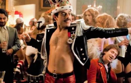 Een scene uit Bohemian Rhapsody.