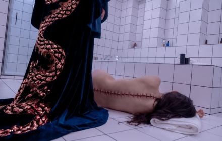 Een foto uit The Substance