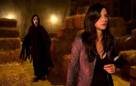 Een foto van Courteney Cox in Scream