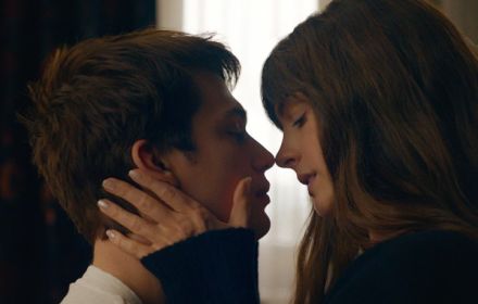 Een foto van Anne Hathaway in de trailer voor The Idea of You