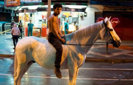 Still uit 'Los Reyes del Mundo'