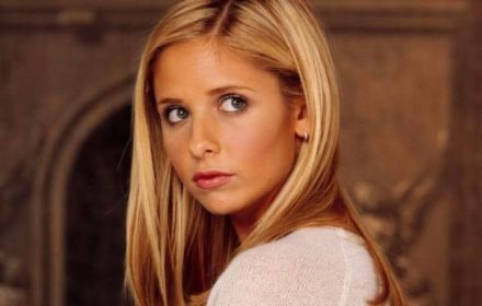 Een foto van Sarah Michelle Gellar in Buffy the Vampire Slayer.